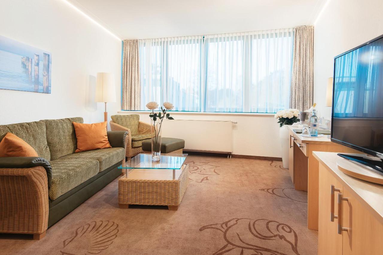 Parkhotel IV Jahreszeiten Kuehlungsborn Ngoại thất bức ảnh