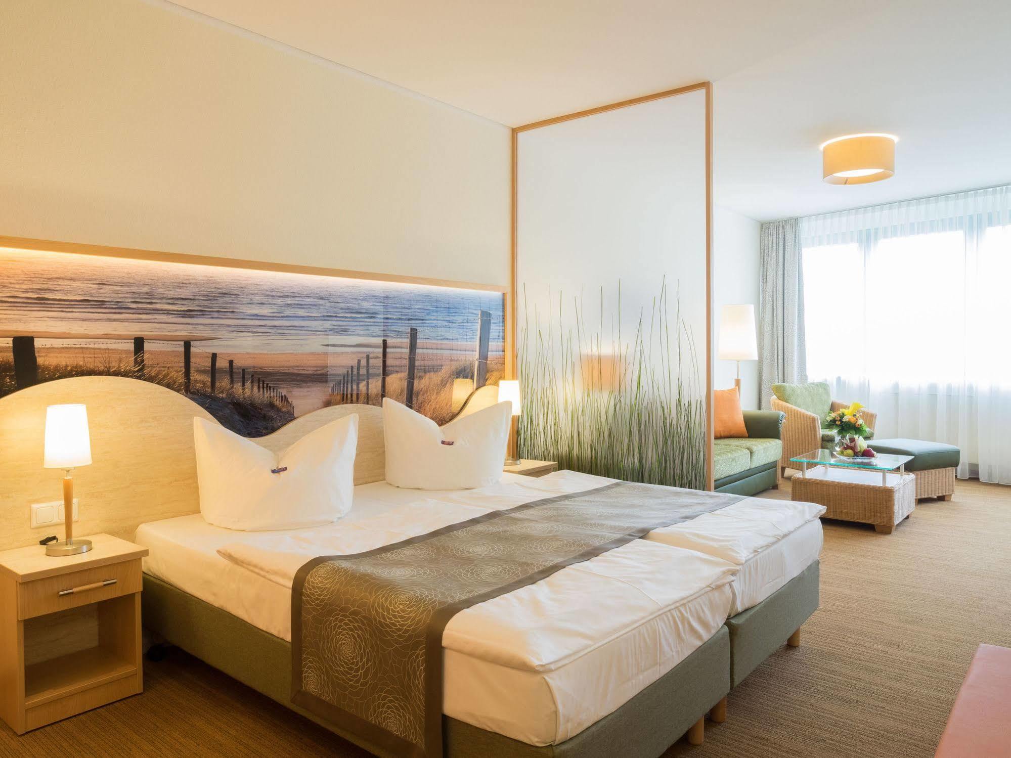 Parkhotel IV Jahreszeiten Kuehlungsborn Ngoại thất bức ảnh