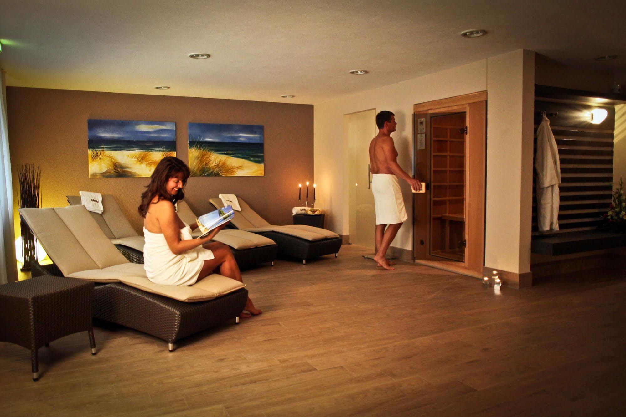 Parkhotel IV Jahreszeiten Kuehlungsborn Ngoại thất bức ảnh